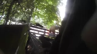 Và gái trong một nhà hàng của phim dit nhau o che chúng tôi