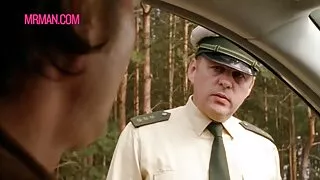 - Amber phim se xkhong che Phillips lấy hậu môn của mình với ngón tay của cô và sẵn sàng.