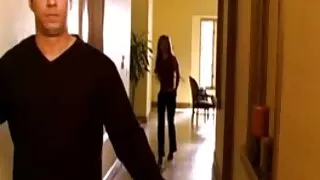 Cu gia dit tap the khong che của cô